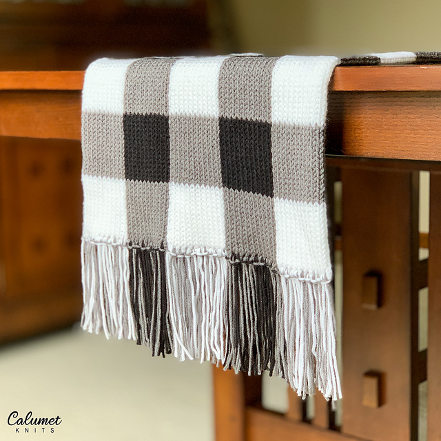 Gingham Table Runner on Addi Express