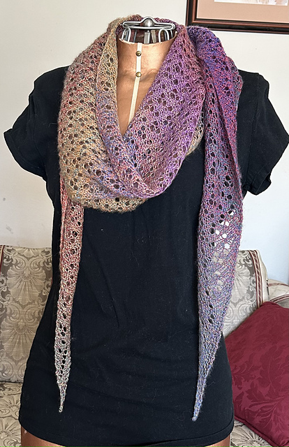 Keriah’s Narrow Crescent Scarf