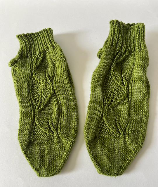 Unique lace leaf socks