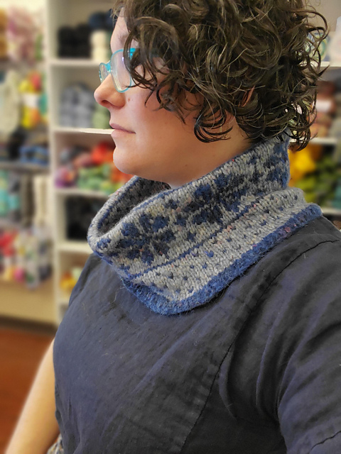 Fair Isle Flower Cowl