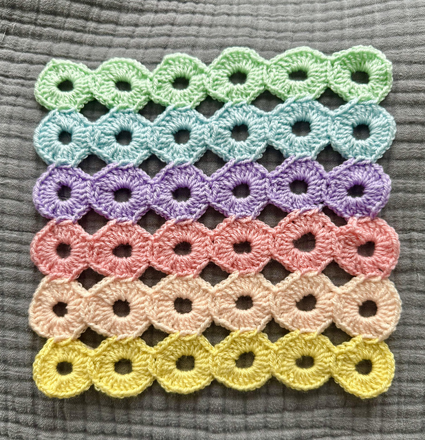 Connected Circles