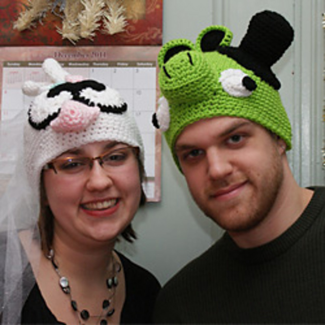 682 Birdzilla and Wedding Pig hats