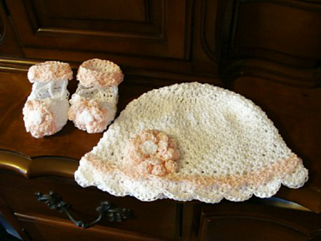 450 Sunhat and Baby Summer Slipper Sandals