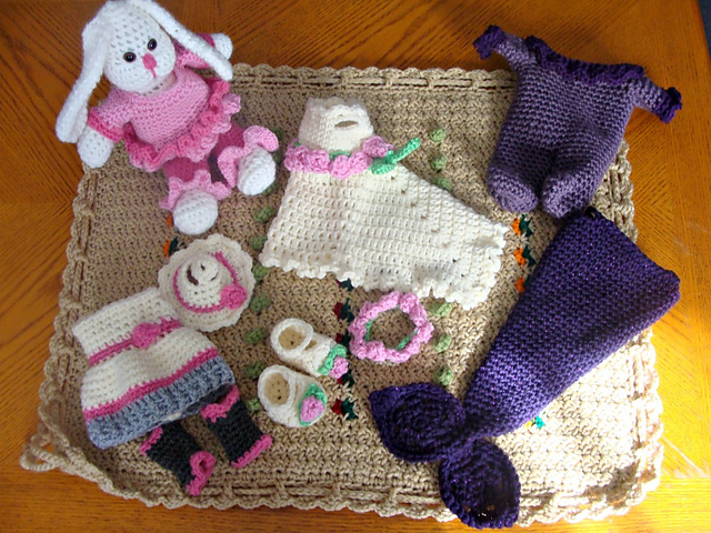 767 Betty the Bunny Playset
