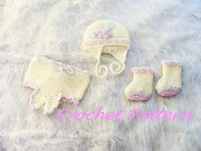 482 Sweet Baby Photo Prop Ruffle Set