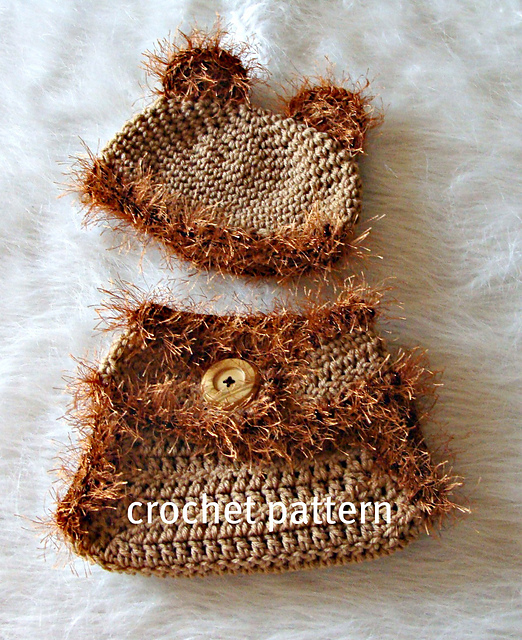 562 Bear Diaper Cover and Hat