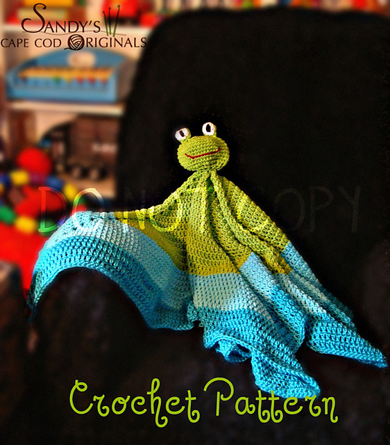 572 Frog Toy Blankie