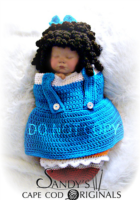 586 Dorothy Cocoon and Wig/Hat