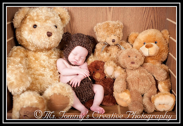 604 Chunky Bear Hat and Diaper Cover