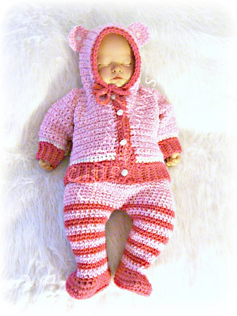 639 Animal Hooded Cardigan and Pants with Attached Booties