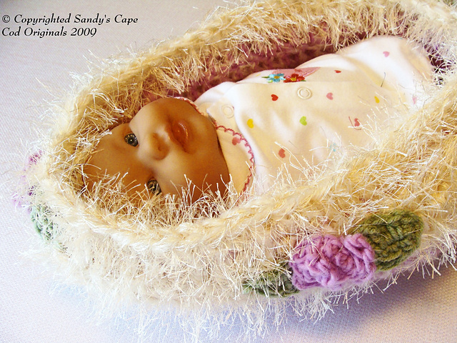 Baby Cocoon, Birds Nest with Flowers