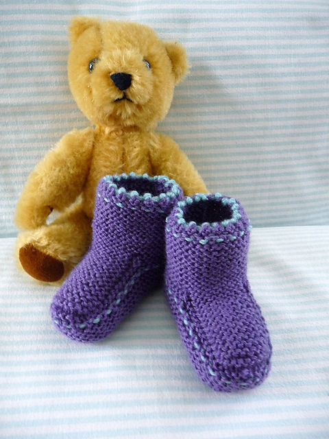 Popcorn Booties