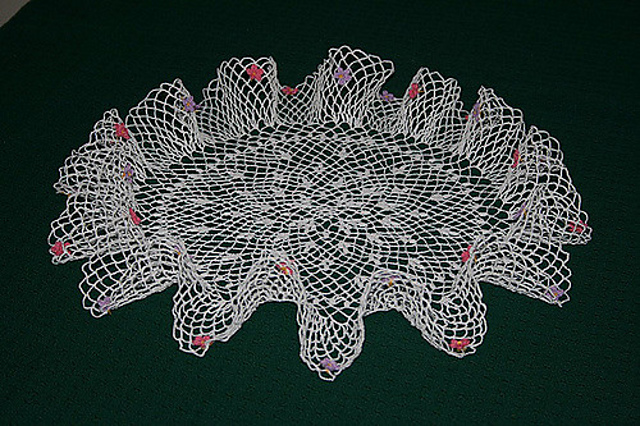 African Violet Ruffle Doily #6408