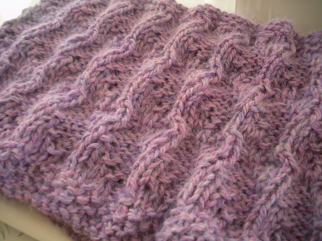 Royal Wave Cowl