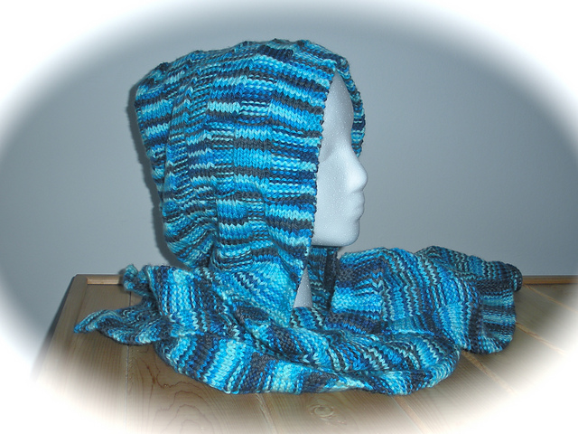 Checkmate Hooded Scarf