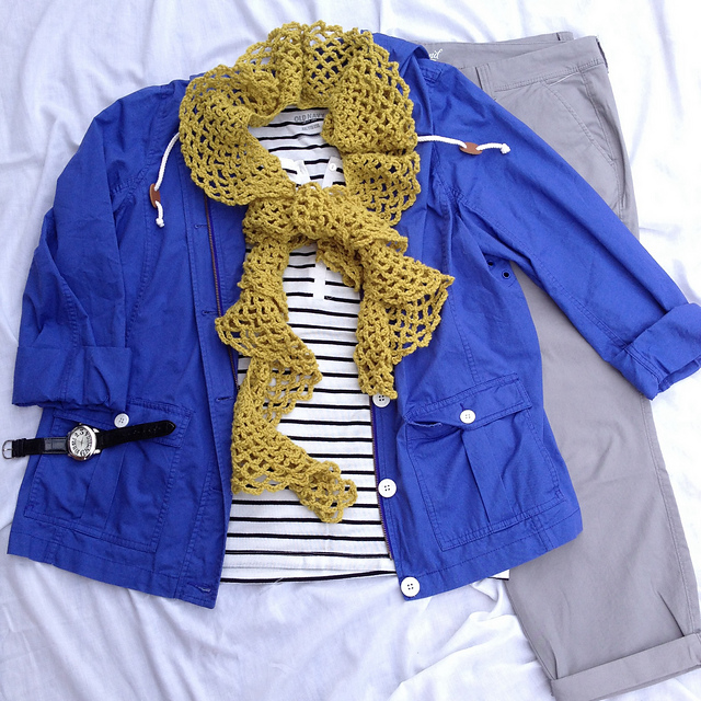 Fishnet Ruffle Scarf