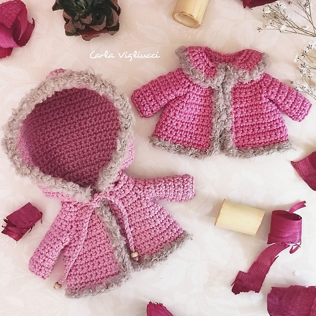 Jacket for dolls