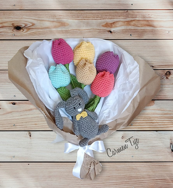 Tulip Bunny Bouquet