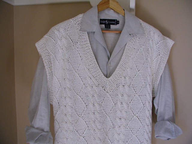 #17 Diamond Cable V-Neck Vest