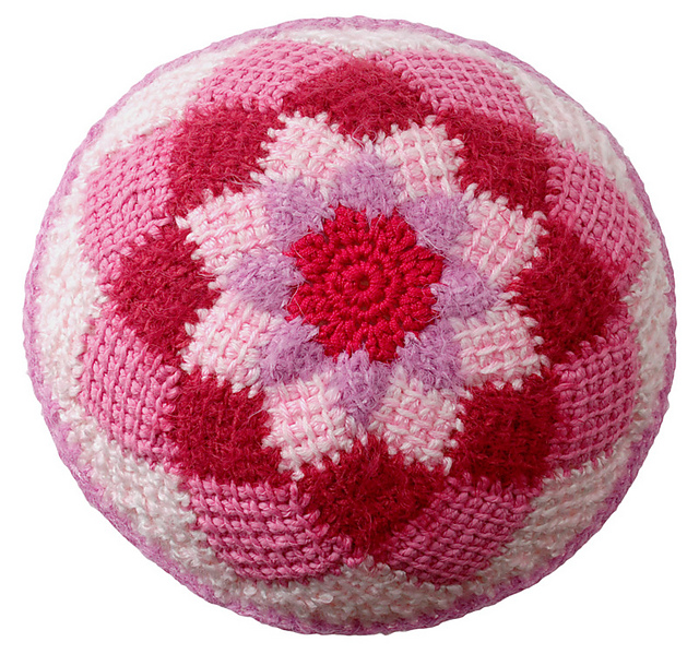 Tunisian Entrelac in the Round Pillow