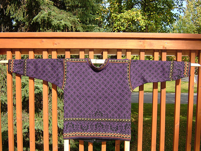 17002 / 10012 Embroidered Woman's Cardigan