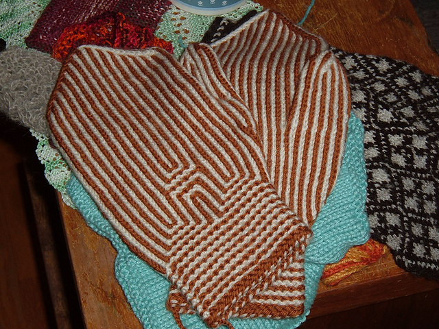 Pumpkin Spice Mittens