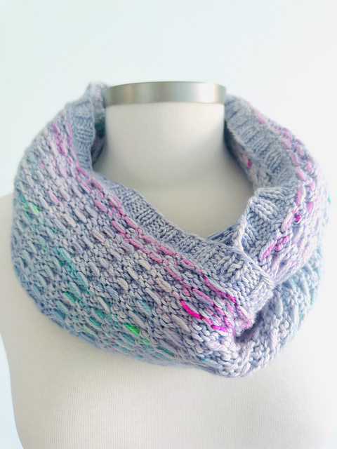 Unicorn Cowl
