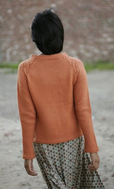 Refined Raglan