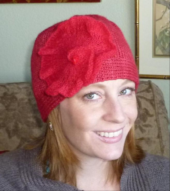 Noomi Hat