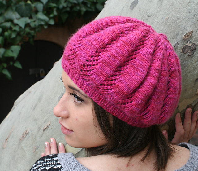 Raspberry Trellis Beret  