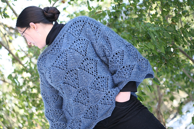 Pull Design Essentials Ravelry: Pull design pattern by Louisa Harding