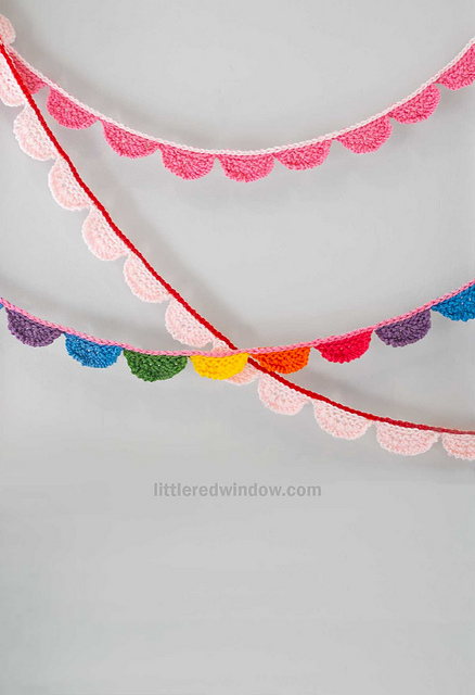 Scalloped Garland