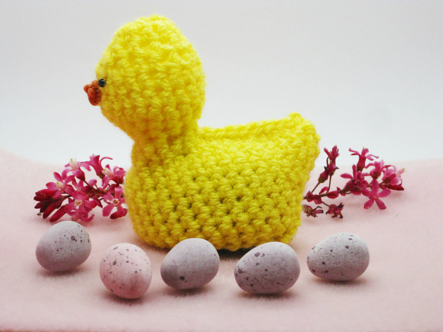 Chick Easter Cream Egg Cozy
