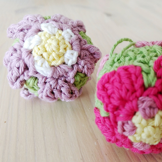 Primrose Easter Tree Bauble