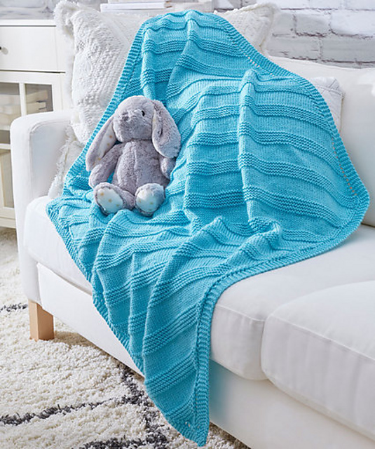 Ravelry Cuddly Knit Baby Blanket pattern by Sandi Rosner