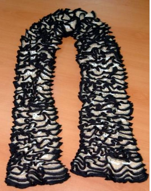 Ravelry: Primo Scarf pattern by Universal Yarn