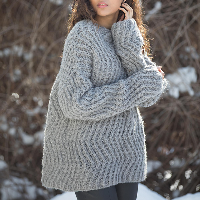 Wandering Paths Pullover