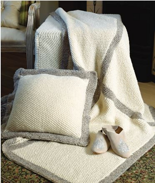 Ravelry: Moss Stitch Throw Rug pattern by Patons Australia