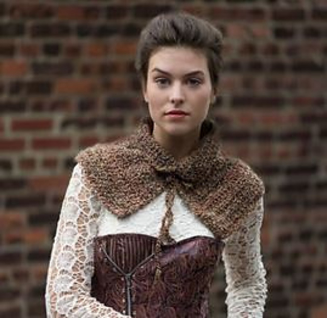 Highland Fling Capelet