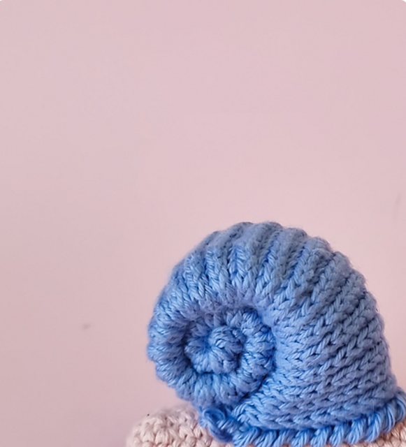 Shelby the ammonite snail