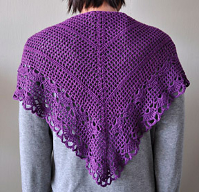 Cafe de Paris Shawlette
