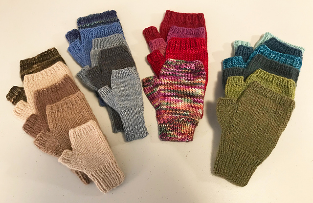 #74 Fingerless Gloves