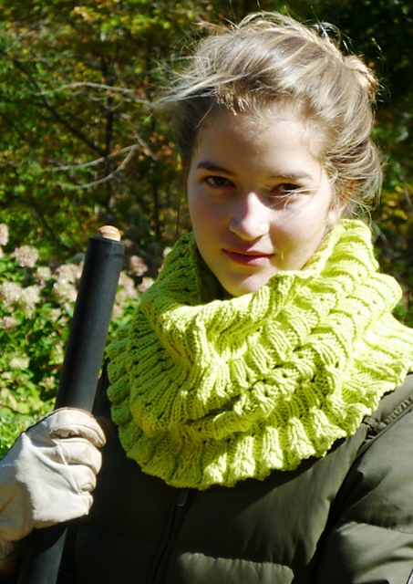 ruffle lace cowl