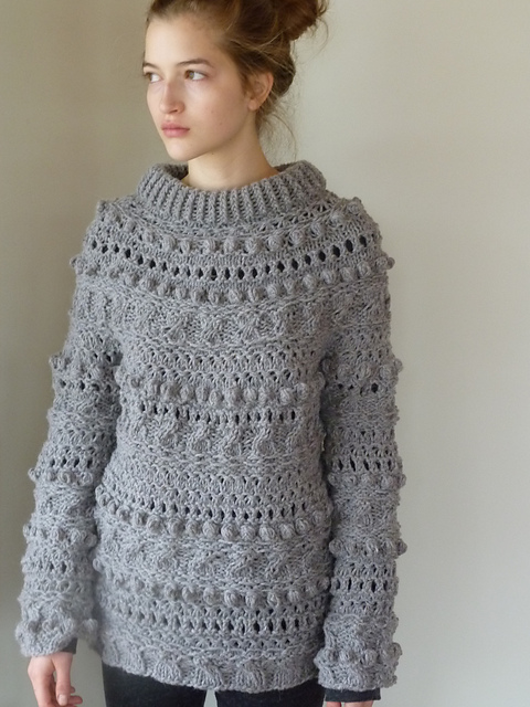 Riot Yoke Pullover