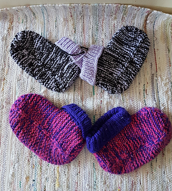 Knitted slippers for women