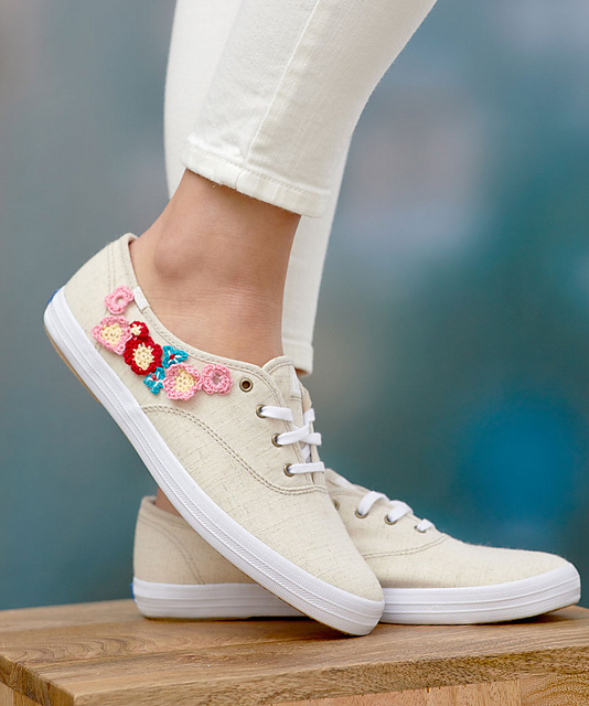 Bloomin’ Shoe Appliques
