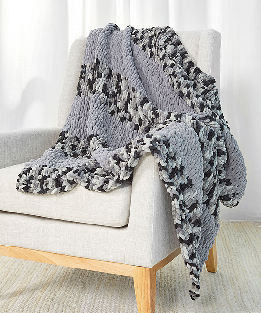 Looping Stripes Throw