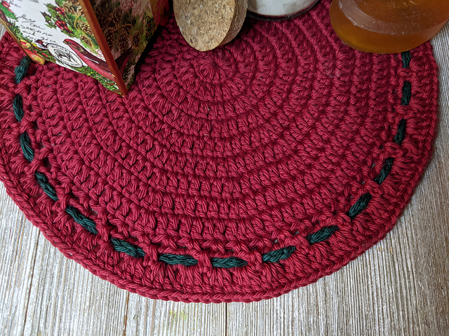 Lazy Lace Circle Washcloth