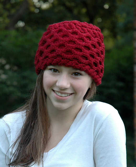 Hollyberry hat