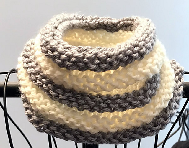Easy Striped Cowl